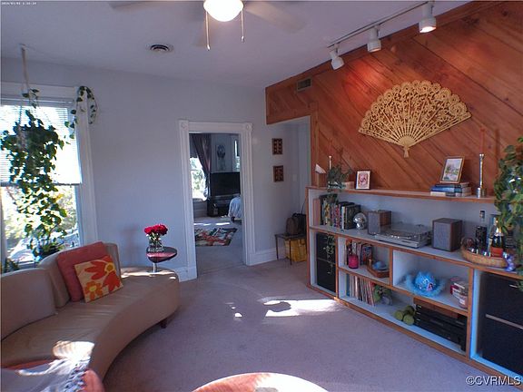 4th image of 605 W 27th St