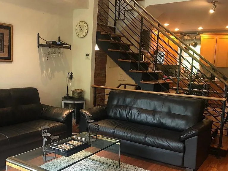 1616 8th St NW — Photo 4