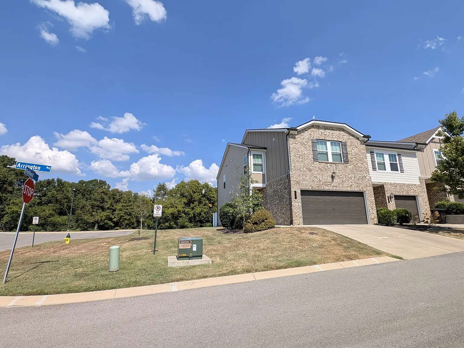 824 Arrington Way - 1 — Photo 2