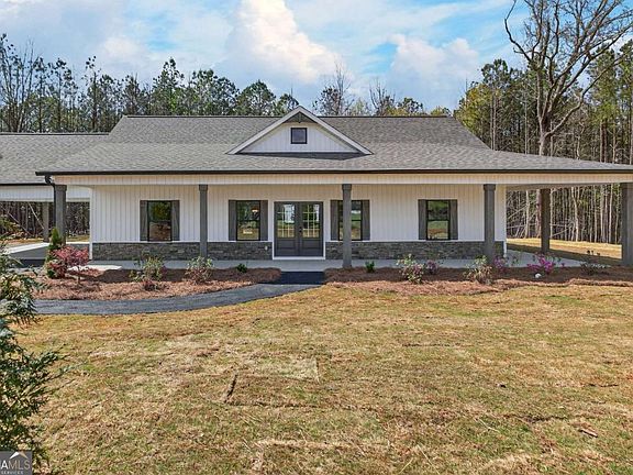 3rd image of 3512 Vinson Mountain Rd