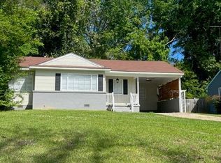 121 Bering St, Vicksburg, MS 39180