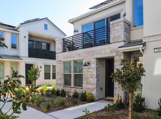 572 N Citadel Ln, Clovis, CA 93611