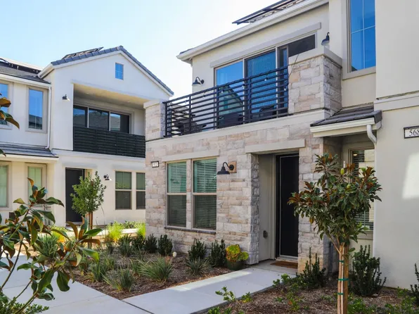 572 N Citadel Ln, Clovis, CA 93611