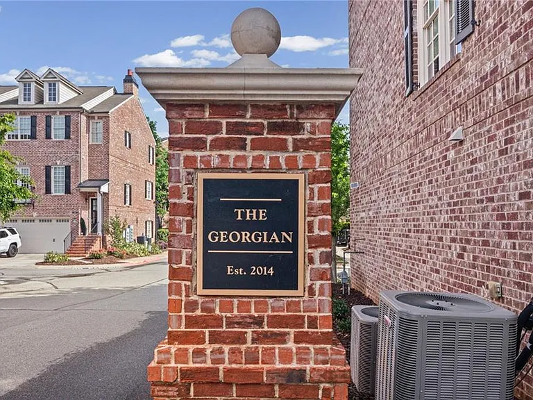 335 Rose Garden Ln — Photo 30