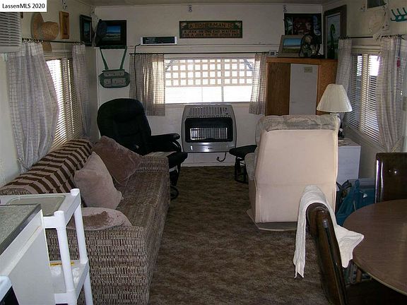 5th image of 688-010 Hollywood Way