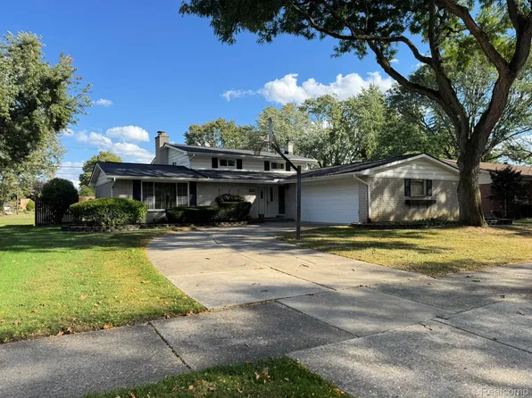 14270 Sunset St, Livonia, MI 48154