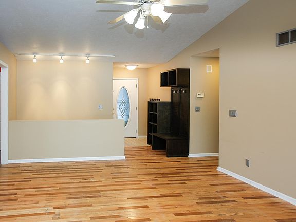 8344 prairie hills dr-104