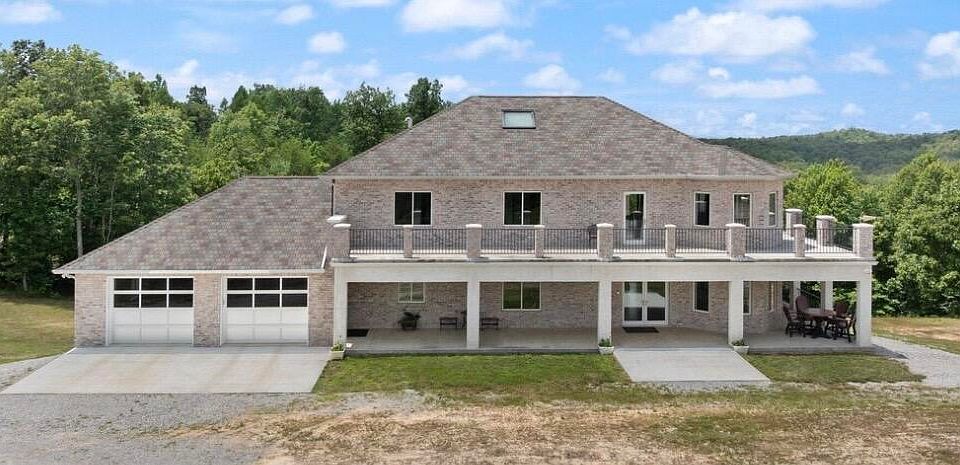 1st image of 1824 Kingtown Rd