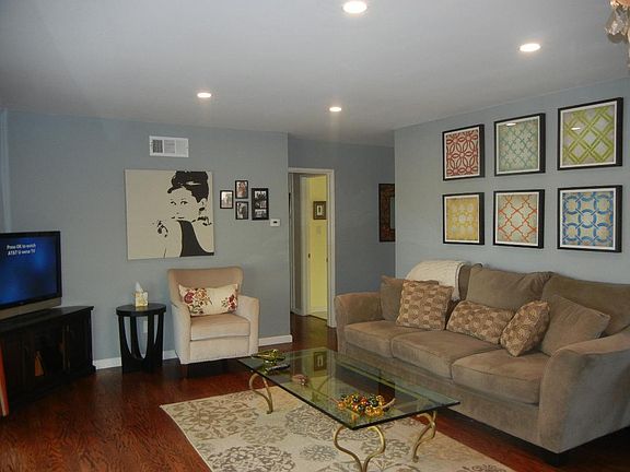 5th image of 3273 Mount Acadia Blvd