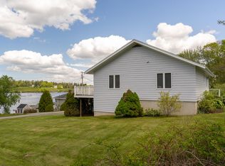 52 Paradise Rd, Bristol, ME 04539