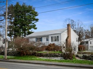 155 Elm St, Andover, MA 01810