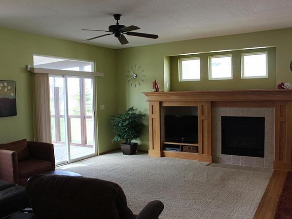 3rd image of 2408 Westwind Dr