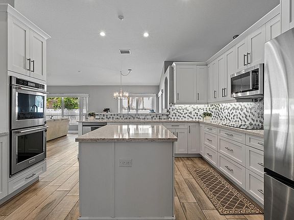 4th image of 4188 NW 67th Terrace