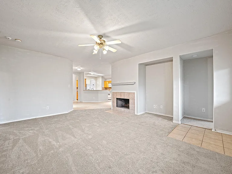 6423 Bonnie Chase Ln — Photo 17