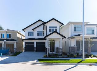 7534 205a St, Langley, BC V2Y3S8