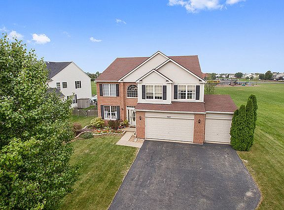 3rd image of 7407 Windstone Dr