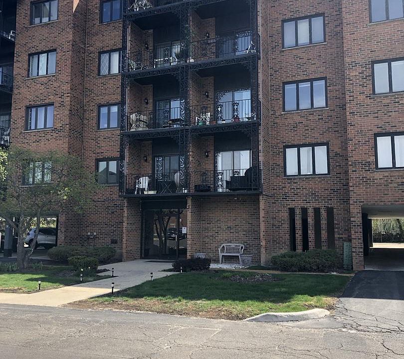 2nd image of 9342 Landings Ln Unit 506