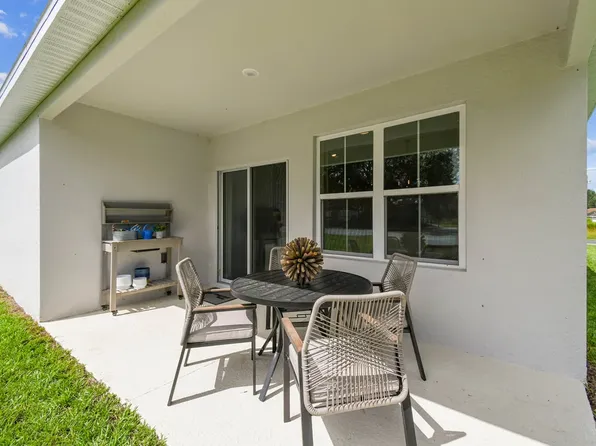 17084 SW 40th Ter, Ocala, FL 34473