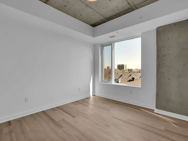 36 Robinson Ave — Photo 47