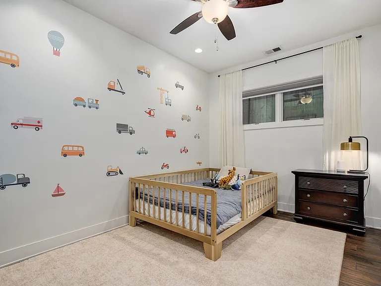 1516 W Ohio St #1A — Photo 10