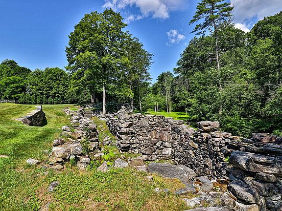 4th image of 3 Eldredge Road
