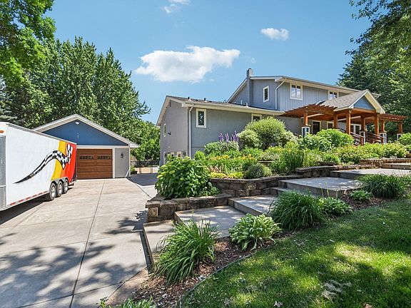3rd image of 6338 Lynn Way