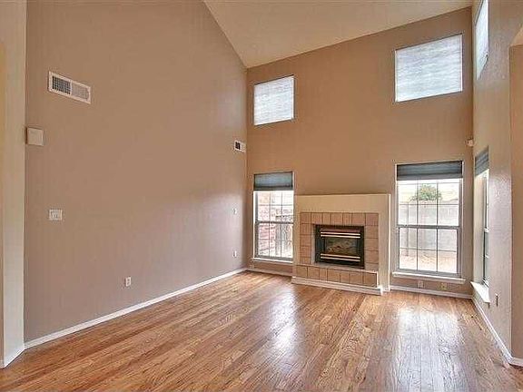 5th image of 7640 Copperfield Dr NE