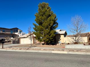 6109 Agate Ave NW, Albuquerque, NM 87120