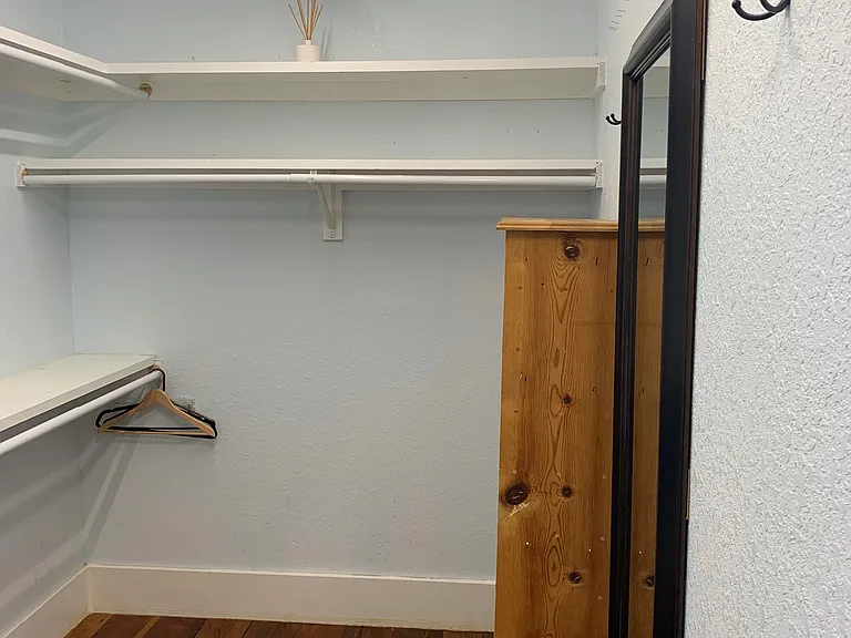 938 Flagstone Dr — Photo 15