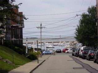16 Chilton St APT 1F, Plymouth, MA 02360