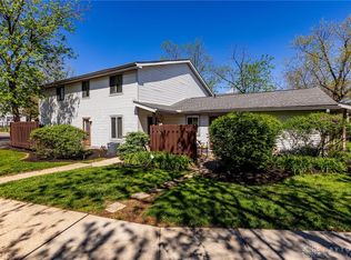1010 E Crescentville Rd, Cincinnati, OH