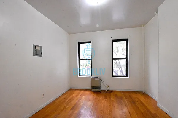 Rented by null | media 14