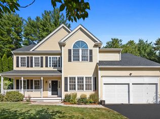 10 Walnut St #10, Acton, MA 01720