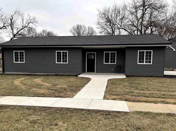 2725 Sheridan St, Sioux City, IA 51103