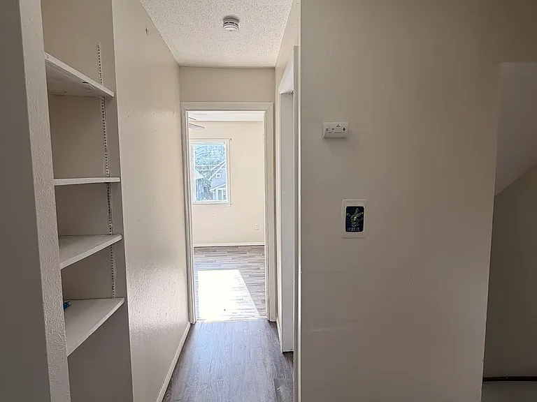 1455 Oak St — Photo 18