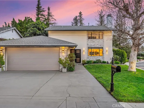8460 Darlene Ln, West Hills, CA 91304