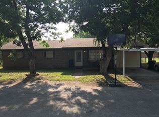 1102 N Page St, Comanche, TX 76442
