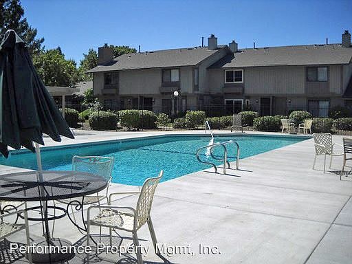3rd image of 4757 N Woodrow Ave Unit 105