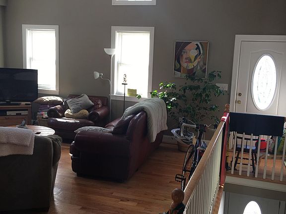 4th image of 2 Lorenzo St #2