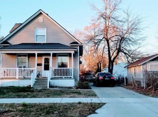 351 W 19th St, Holland, MI 49423