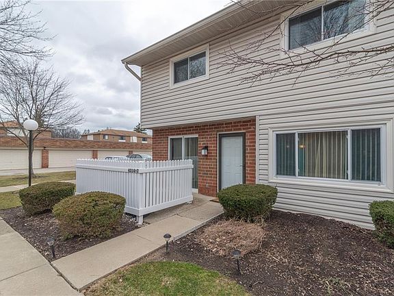 2nd image of 4314 Hyde Park Unit 7