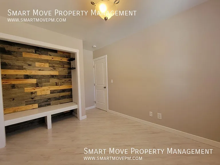 2705 E Mendota Dr — Photo 17