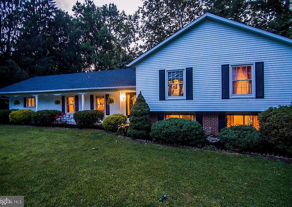 1st image of 1005 Dellwood Dr