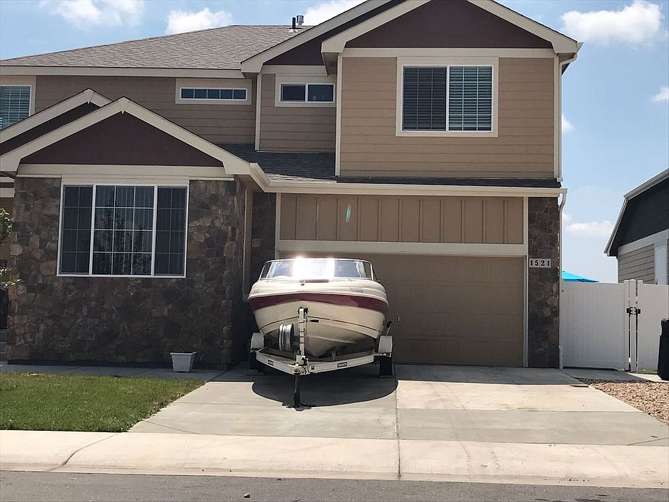 2nd image of 1521 Wavecrest Dr