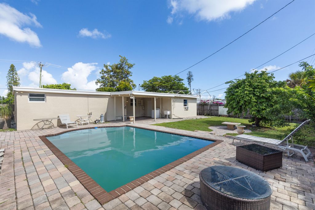 1388 NE 54TH Street, photo 8
