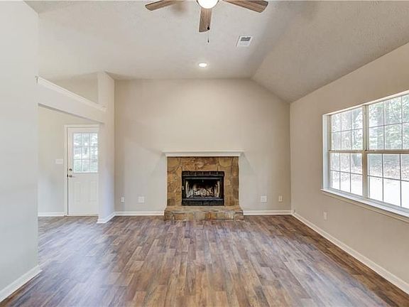 4th image of 65 Melton Way