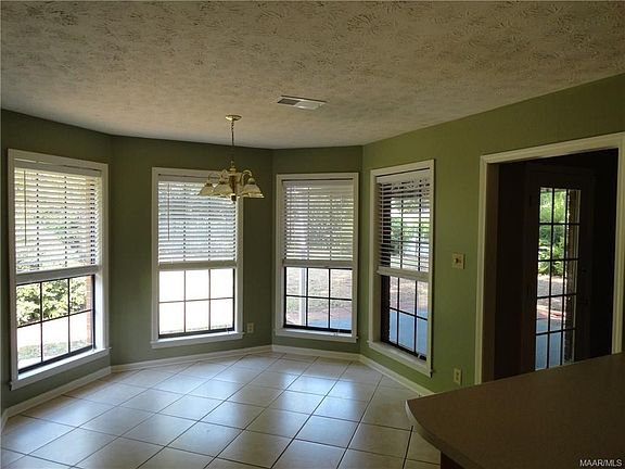4th image of 7122 White Oak Ln