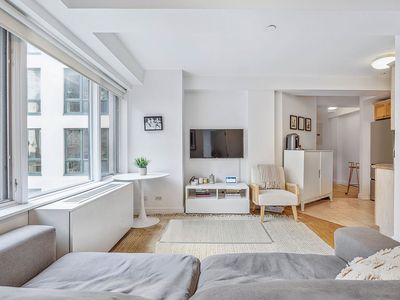 435 E 76th St APT 3E, New York, NY, 10021