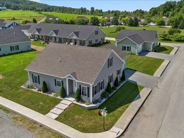 978 Franklin Park West, St. Albans Town, VT 05478
