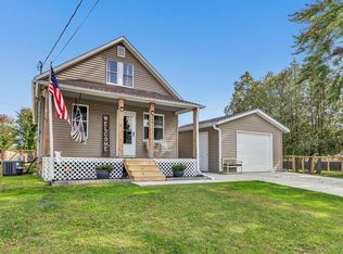 506 Pine St, Pulaski, WI 54162